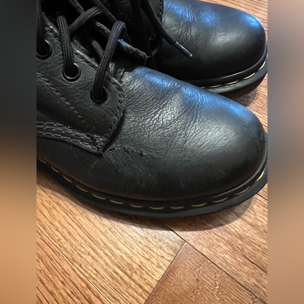 Dr Martens Pascal soft leather black combat boots, sz7 women’s - Picture 5 of 8